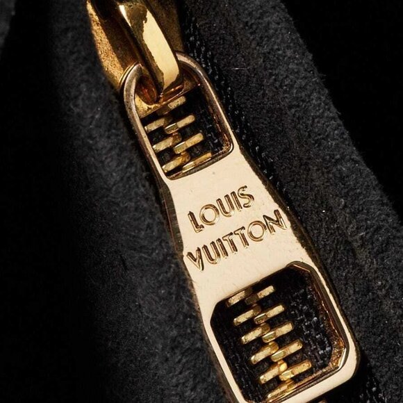 Louis Vuitton Black Leather Dauphine MM Bag - Picture 7 of 9